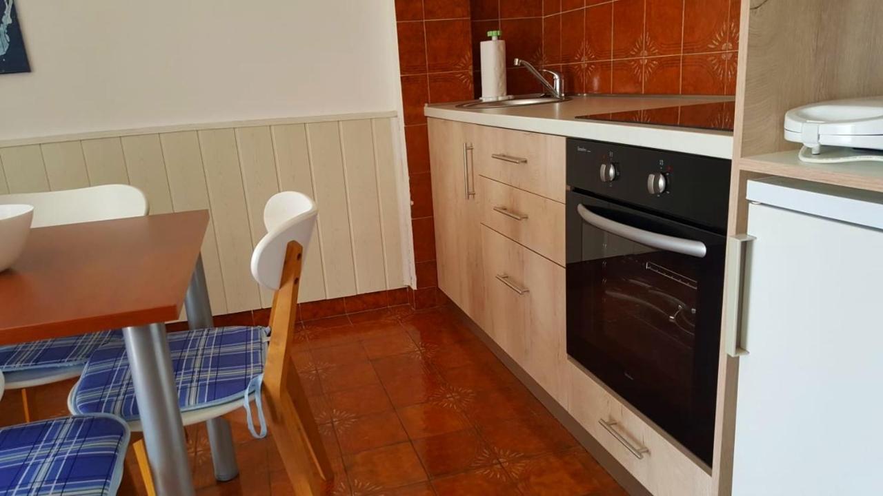 Apartments Mirjana โนวีวีโนดอลสกี ภายนอก รูปภาพ
