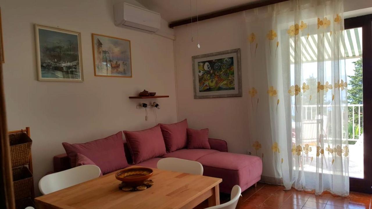 Apartments Mirjana โนวีวีโนดอลสกี ภายนอก รูปภาพ
